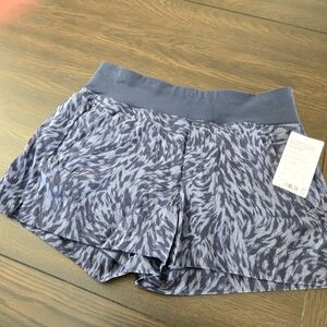 Atheleta Trekkie North Printed Short Size 10